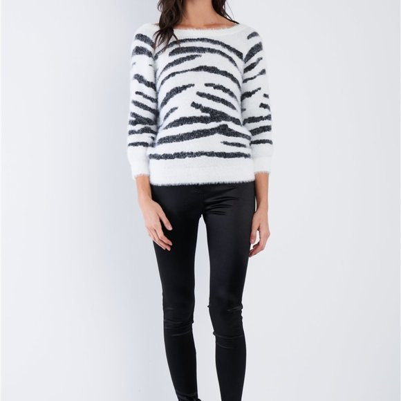 Zebra Open V-Neck Back Roll Knot Chic Sweater - Picture 6 of 8